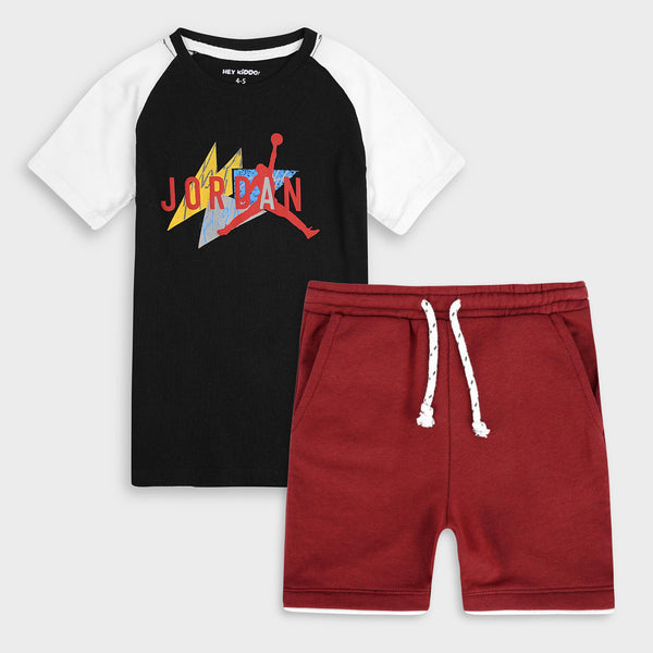 Boys Printed T-shirt & Shorts